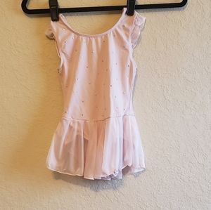 Girl pink leotard small